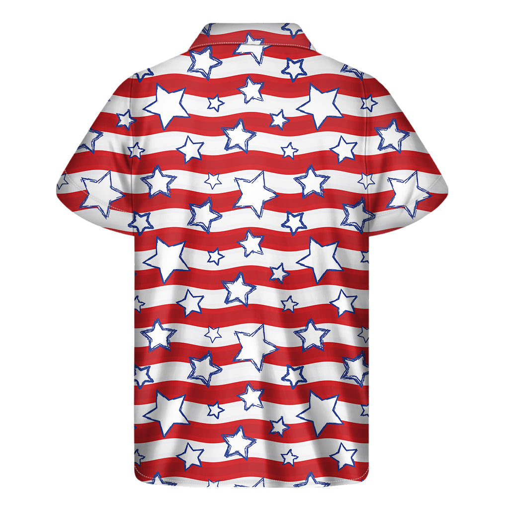 Island Charm: Hawaiian Star Pattern Short Sleeve Shirt - 2