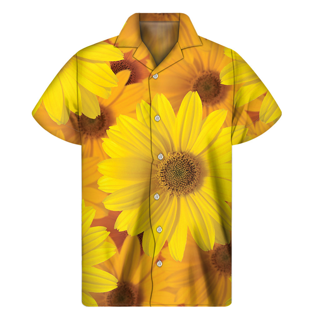 Yellow Daisy Men's Hawaiian Style Short Sleeve Shirt - 1